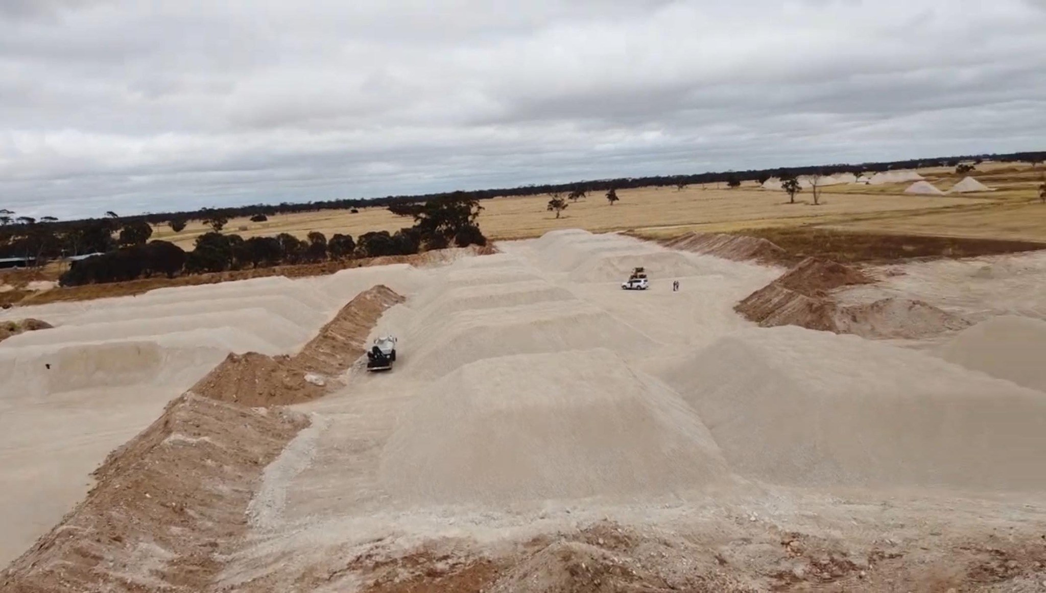 Bordertown Quarries located 15kms from Bordertown produce high quality quarry products.